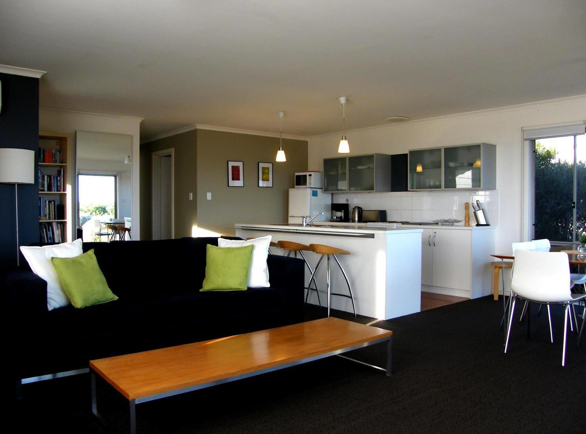 Coorong Waterfront Retreat * Meningie